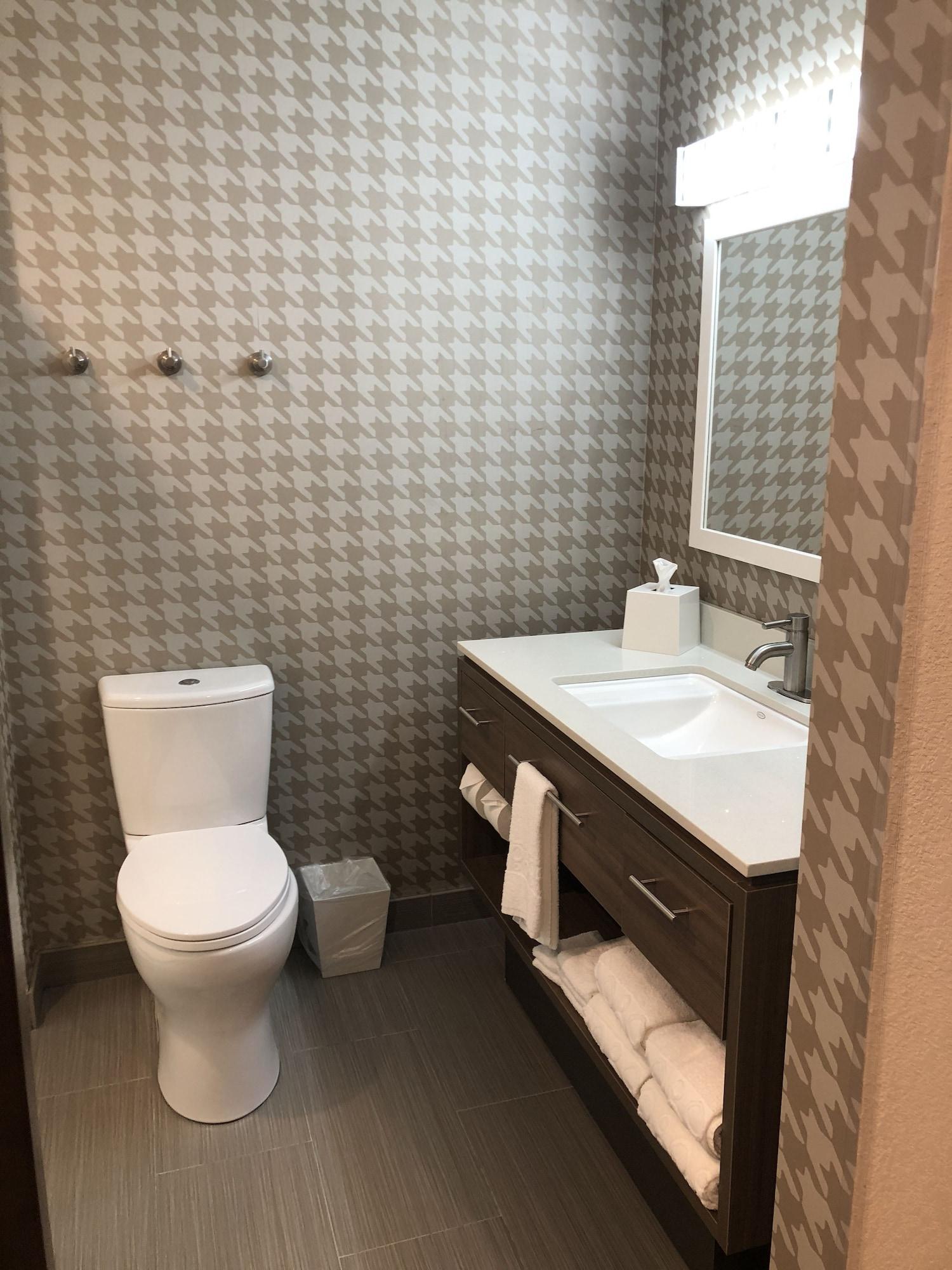 Home2 Suites By Hilton La Porte Exteriör bild