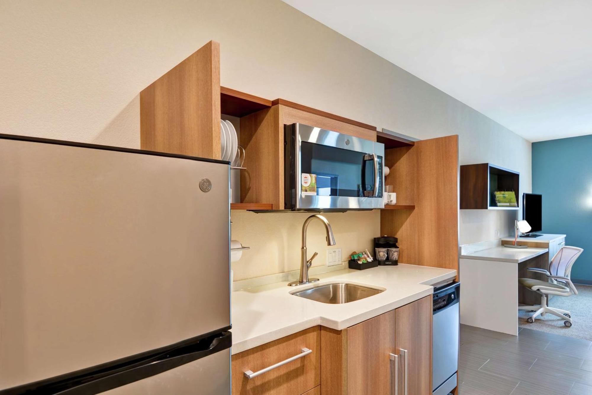 Home2 Suites By Hilton La Porte Exteriör bild